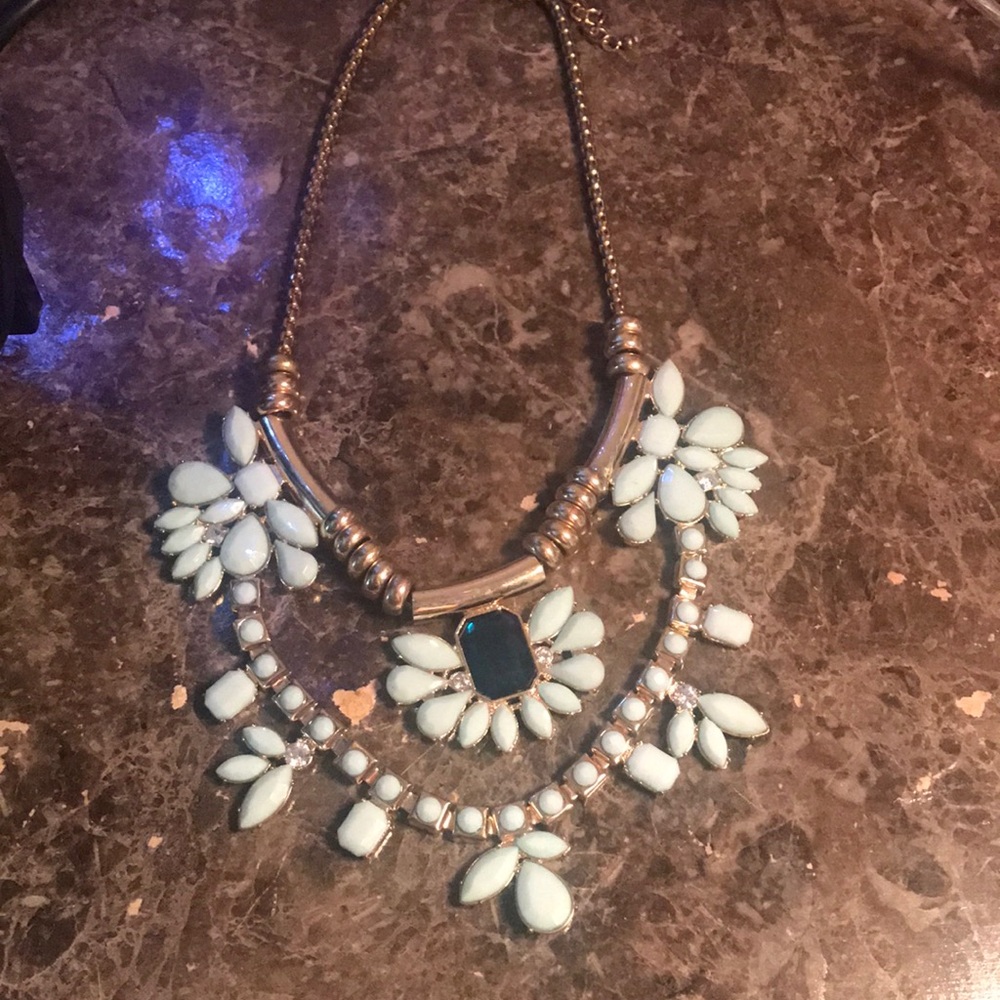 Statement necklace